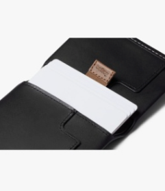 Slim_Sleeve_Bellroy_wallet_Black_4